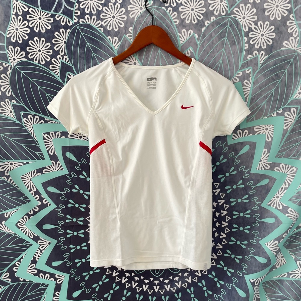 NikeFITDRY athletic short sleeve shirt
